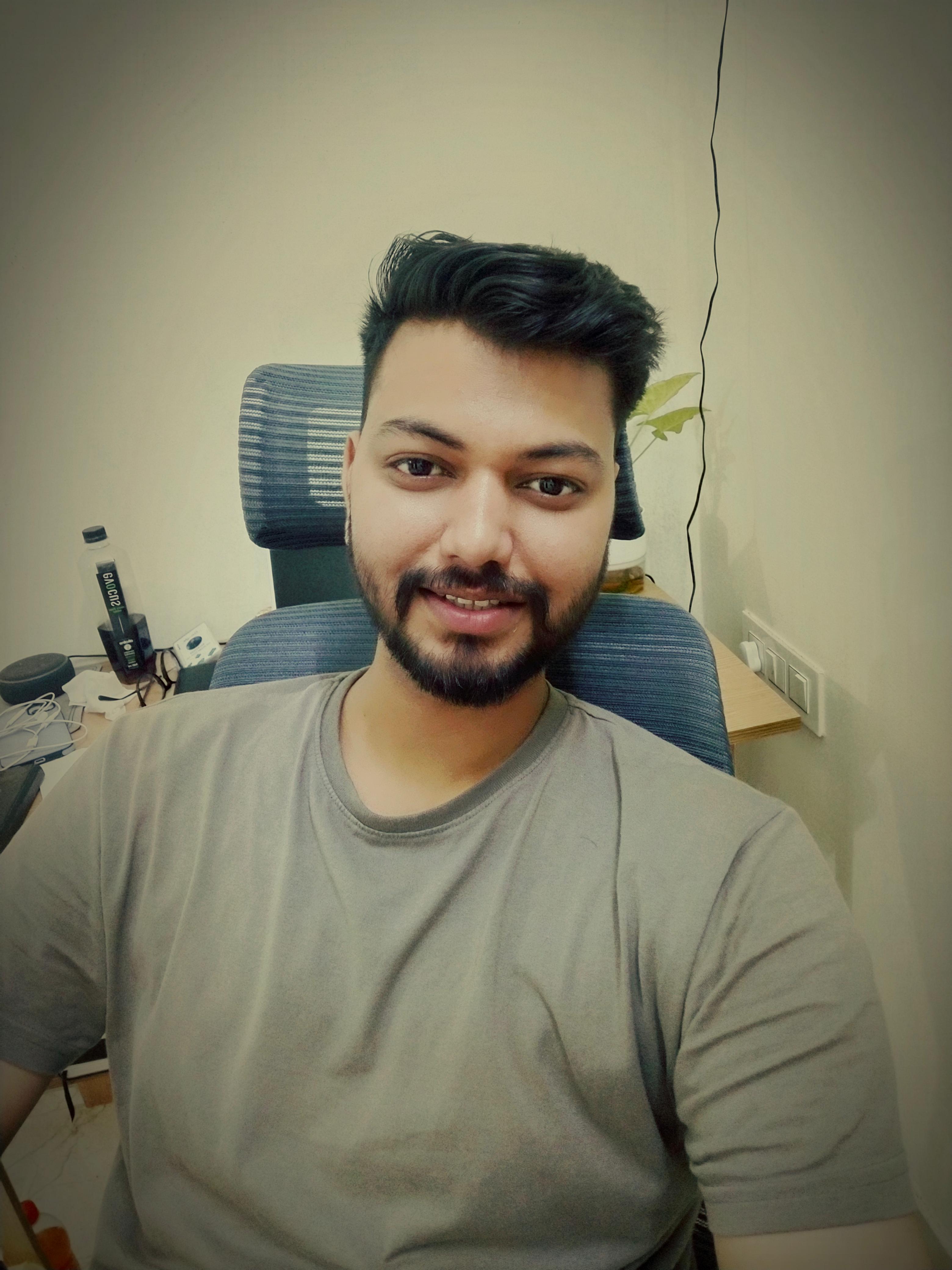 Raj Pathak - Veritas Founder